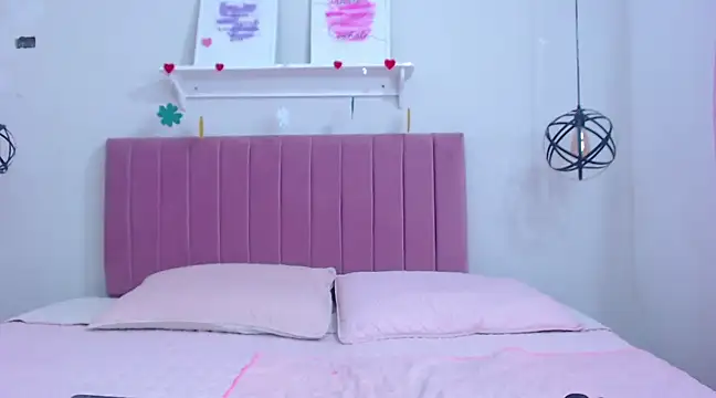 Snapshot of dholcee chatting on March 20, 2025, 12:22 pm dholcee online show from March 20, 2025, 12:22 pm