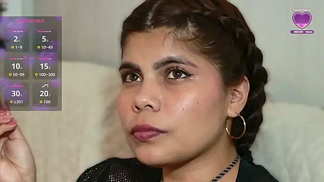 cutehanna1 online show from April 16, 2026, 9:39 pm