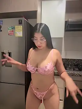 licky lu online show from March 4, 2026, 2:50 am