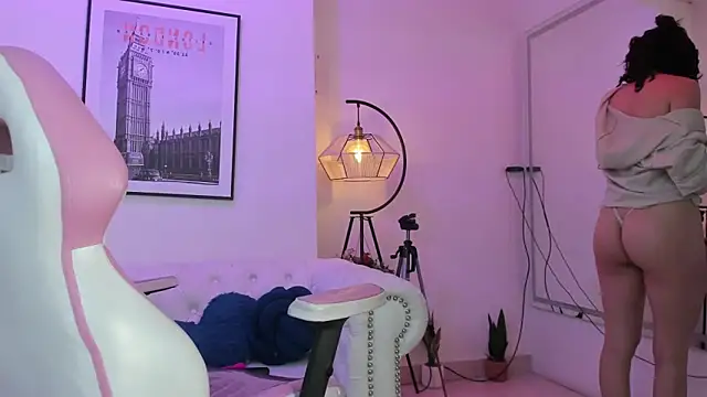 Theia moon online show from February 2, 2025, 3:32 am