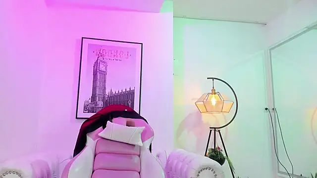 Theia moon online show from February 23, 2025, 12:37 pm