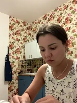 MiraMiss online show from May 25, 2026, 5:19 pm