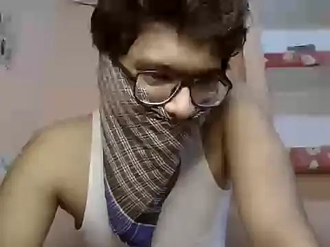 Snapshot of utkarsh_240 chatting on September 29, 2025, 10:31 am utkarsh 240 online show from September 29, 2025, 10:31 am