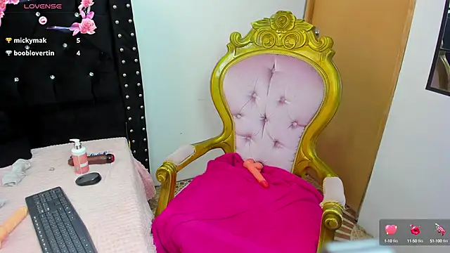 SarayMoorex  online show from March 9, 2025, 7:48 pm