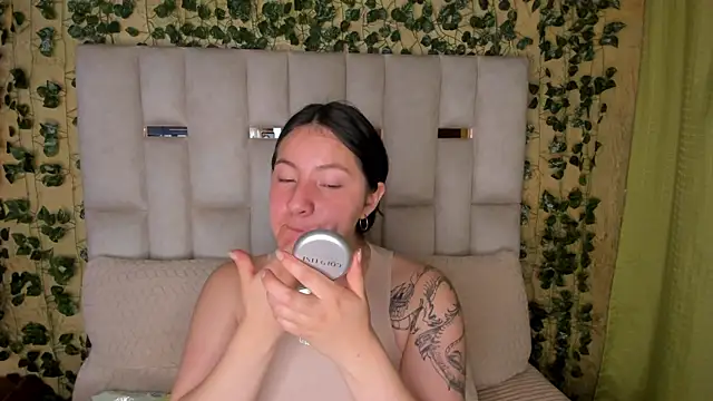 jenifer  power10 online show from January 24, 2025, 12:10 pm