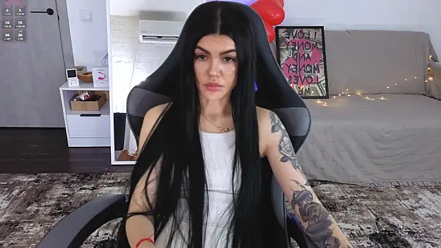 Tiffany lab online show from February 13, 2026, 2:02 pm