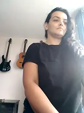 Snapshot of escritorasafada chatting on February 20, 2025, 9:42 pm escritorasafada online show from February 20, 2025, 9:42 pm