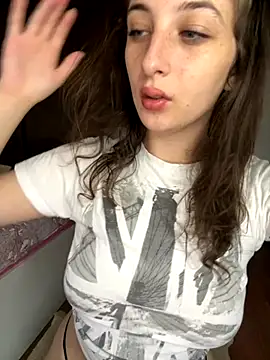 Snapshot of lolippp666 chatting on October 4, 2025, 8:45 am lolippp666 online show from October 4, 2025, 8:45 am