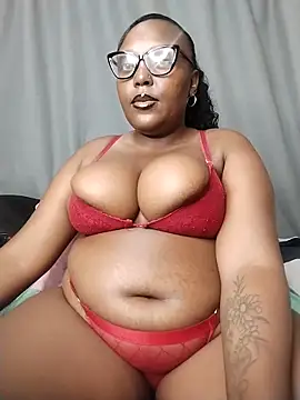 CHERRYYUMMY online show from May 14, 2026, 4:36 pm