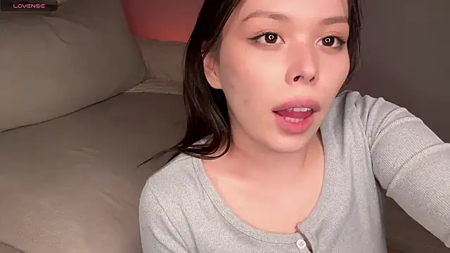 Snapshot of Mellovely chatting on March 2, 2026, 4:25 pm Mellovely online show from March 2, 2026, 4:25 pm