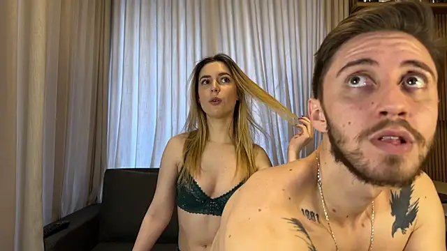 Snapshot of cloesweetdreams chatting on September 14, 2025, 8:41 pm cloesweetdreams online show from September 14, 2025, 8:41 pm