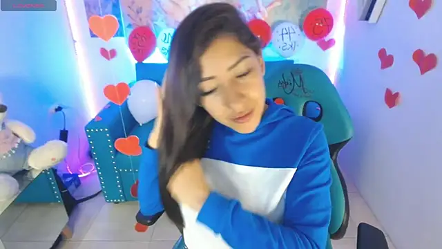 Sofi hot 4m online show from February 17, 2025, 1:21 pm