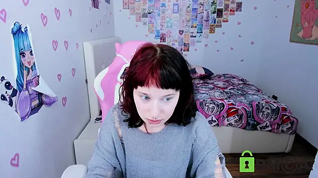 ElizaNik  online show from January 30, 2025, 4:34 pm