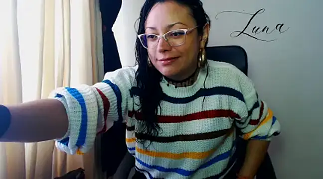 Lunavega1 online show from March 17, 2025, 4:22 pm