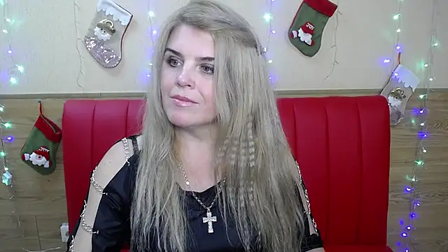 Snapshot of Julya_Barbi chatting on December 18, 2024, 6:25 pm Julya Barbi online show from December 18, 2024, 6:25 pm