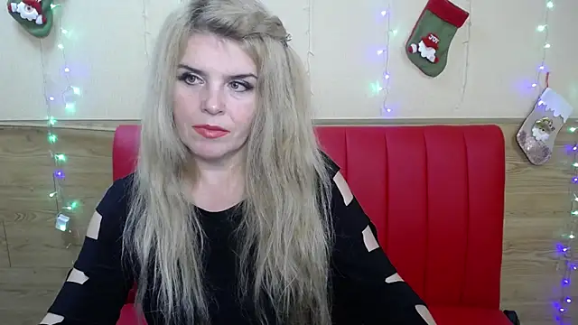 Snapshot of Julya_Barbi chatting on January 10, 2025, 6:20 am Julya Barbi online show from January 10, 2025, 6:20 am