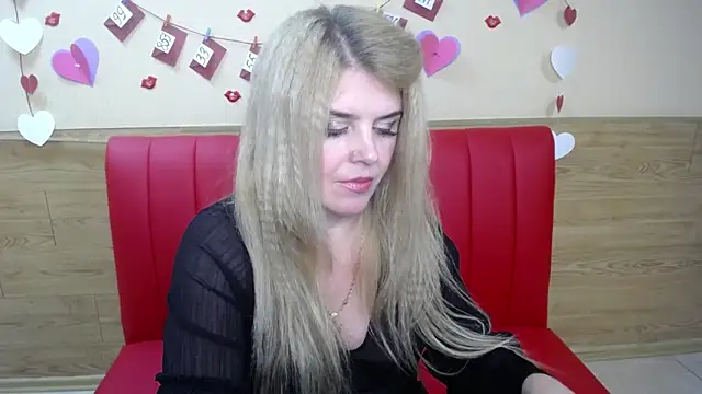 Snapshot of Julya_Barbi chatting on January 21, 2025, 8:54 pm Julya Barbi online show from January 21, 2025, 8:54 pm