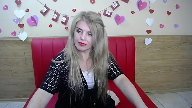 Snapshot of Julya_Barbi chatting on February 19, 2025, 8:55 am Julya Barbi online show from February 19, 2025, 8:55 am