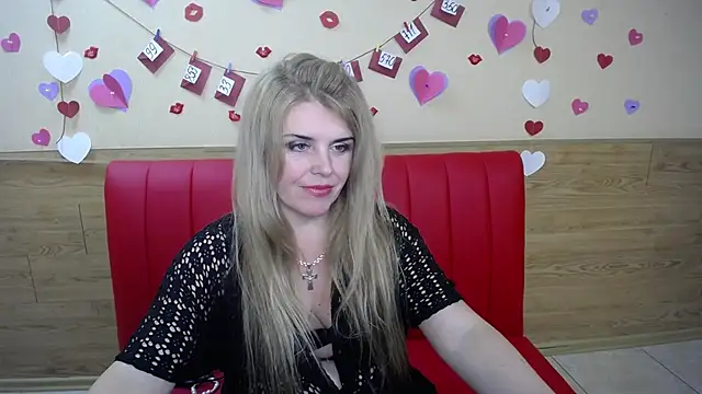 Snapshot of Julya_Barbi chatting on February 22, 2025, 12:29 pm Julya Barbi online show from February 22, 2025, 12:29 pm