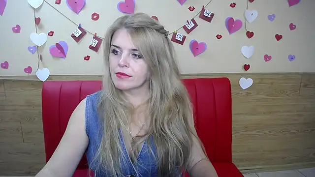 Snapshot of Julya_Barbi chatting on February 26, 2025, 6:04 am Julya Barbi online show from February 26, 2025, 6:04 am