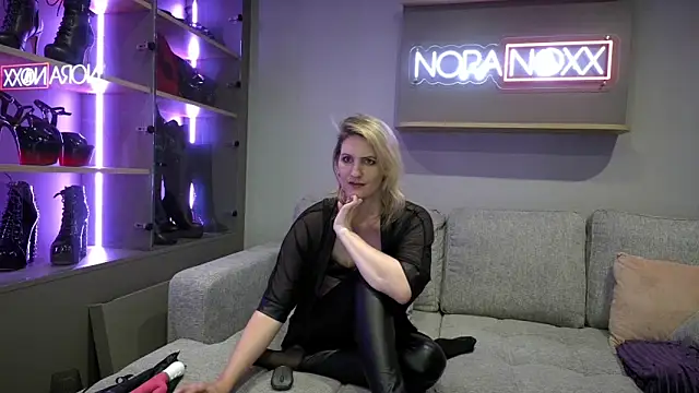 NoraNoxx online show from June 16, 2026, 8:11 pm