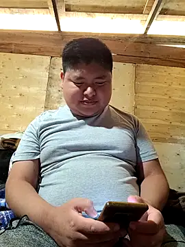 Carlosfkf online show from April 14, 2026, 9:32 pm