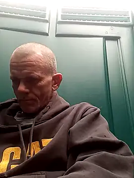 Snapshot of BubblyThing1 chatting on December 2, 2025, 6:47 pm BubblyThing1 online show from December 2, 2025, 6:47 pm