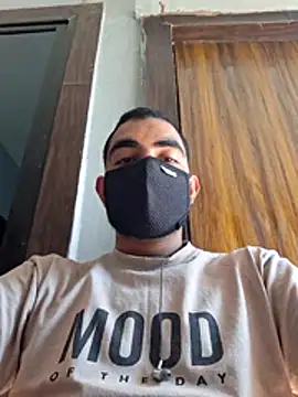 Snapshot of your_santa99 chatting on December 8, 2024, 5:18 am your santa99 online show from December 8, 2024, 5:18 am