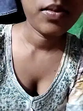 Shivani Tivari online show from January 23, 2025, 6:17 am