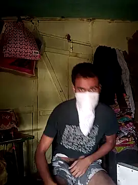 Snapshot of Skinny_Bigass_23 chatting on February 17, 2026, 5:48 am Skinny Bigass 23 online show from February 17, 2026, 5:48 am