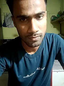 Snapshot of Skinny_Bigass_23 chatting on February 21, 2026, 4:24 am Skinny Bigass 23 online show from February 21, 2026, 4:24 am