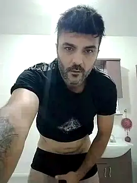 hot man eray online show from September 10, 2025, 9:04 pm