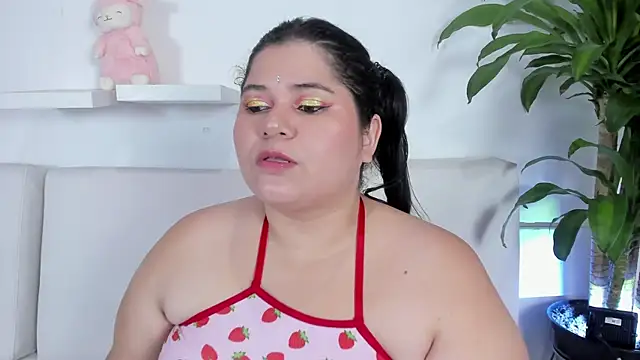 Snapshot of Meli_Meli chatting on January 3, 2025, 8:43 pm Meli Meli online show from January 3, 2025, 8:43 pm