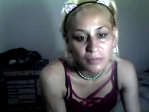 ariana crazzy online show from October 24, 2025, 10:06 pm