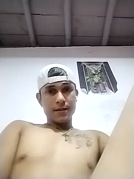 17Diablitoxxxx online show from April 16, 2026, 5:30 am