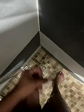 mylovetr1 online show from October 31, 2025, 9:05 pm