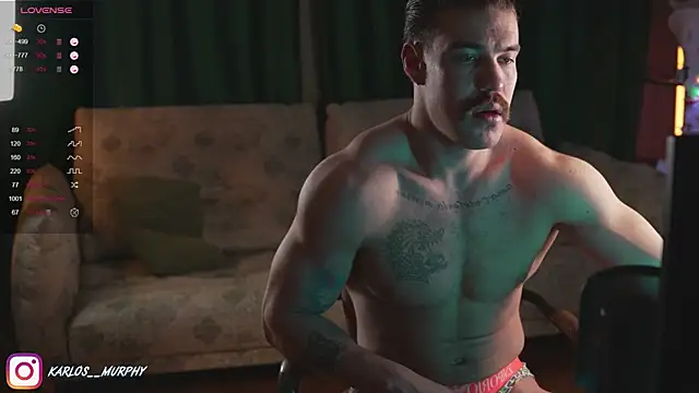 Snapshot of Karlos_Ripped_ chatting on January 25, 2025, 9:47 am Karlos Ripped online show from January 25, 2025, 9:47 am