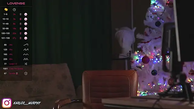 Snapshot of Karlos_Ripped_ chatting on February 7, 2025, 9:26 am Karlos Ripped online show from February 7, 2025, 9:26 am