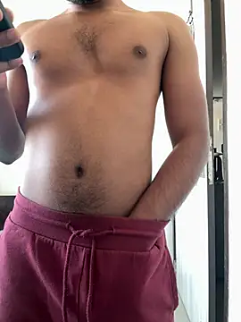 Snapshot of _rocky_ chatting on February 13, 2025, 4:43 am  rocky  online show from February 13, 2025, 4:43 am