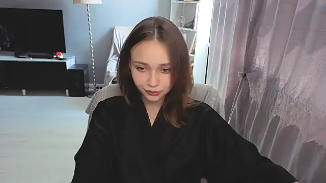 Snapshot of SweetLinaa chatting on June 27, 2026, 8:08 am SweetLinaa online show from June 27, 2026, 8:08 am