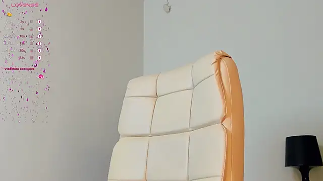 Evacadooo online show from February 22, 2025, 5:34 am