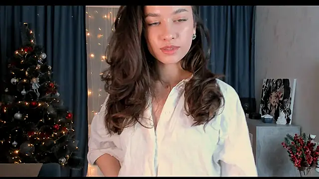 EmeliaReaper online show from February 19, 2025, 2:44 am