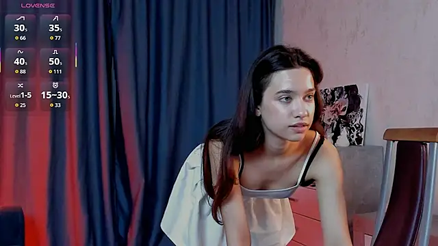 EmeliaReaper online show from September 13, 2025, 8:19 pm