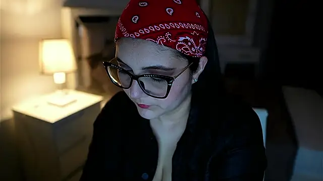 Camilaa bueno online show from January 31, 2026, 11:25 pm