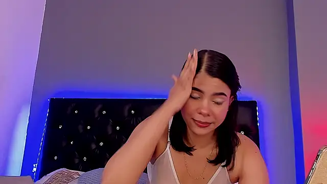 Snapshot of sharon_and_myke chatting on February 9, 2025, 7:19 pm sharon and myke online show from February 9, 2025, 7:19 pm