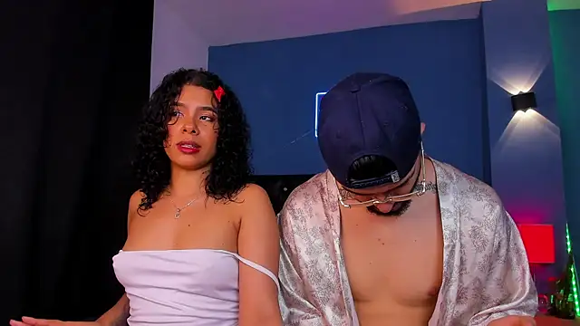 Snapshot of sharon_and_myke chatting on October 1, 2025, 8:59 pm sharon and myke online show from October 1, 2025, 8:59 pm