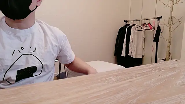 Snapshot of undo-busoku69 chatting on February 13, 2026, 6:31 am undo-busoku69 online show from February 13, 2026, 6:31 am