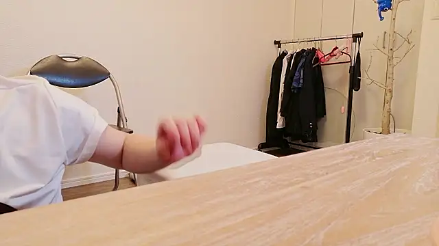 Snapshot of undo-busoku69 chatting on February 28, 2026, 8:26 am undo-busoku69 online show from February 28, 2026, 8:26 am