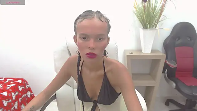 lulu 25  online show from December 16, 2024, 5:06 am