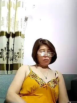 Snapshot of Baby-tits2024 chatting on February 6, 2025, 1:43 pm Baby-tits2024 online show from February 6, 2025, 1:43 pm